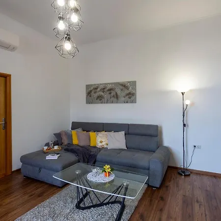 Lema Apartament