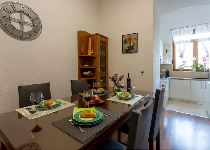 Lema Appartement Pula