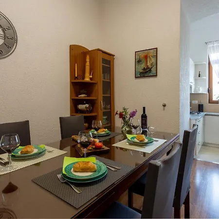 Lema Apartment Pula