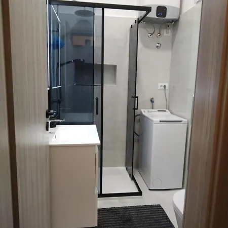 Lema Apartment *